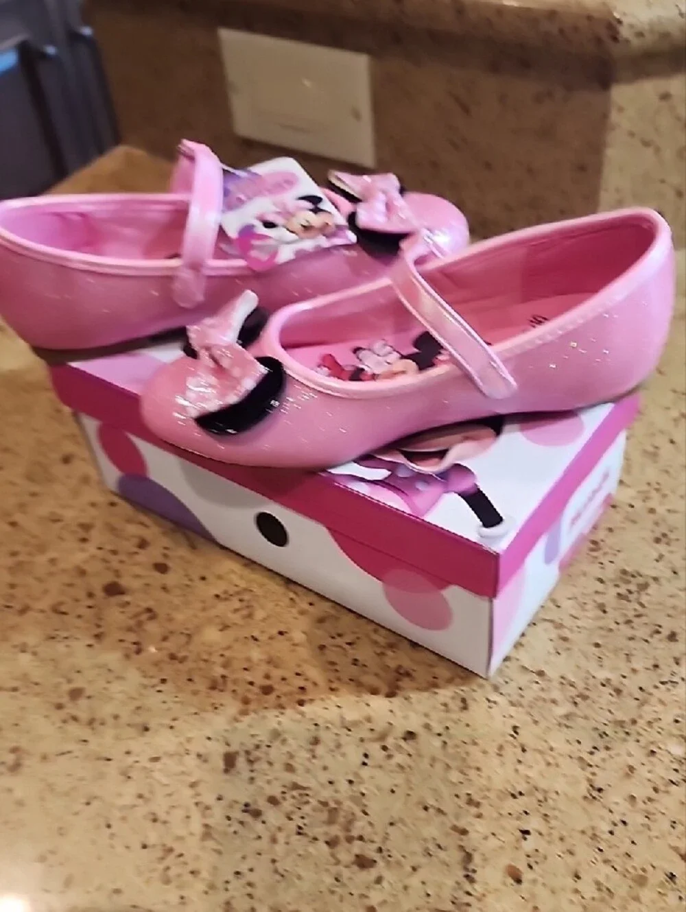 Disney Pink Minnie Mouse Glitter Bow Mary Jane Shoes for Kids NEW IN BOX SIZE-12